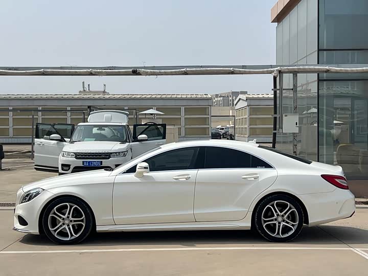 Mercedes-Benz CLS 2016 CLS 260 — фото 7