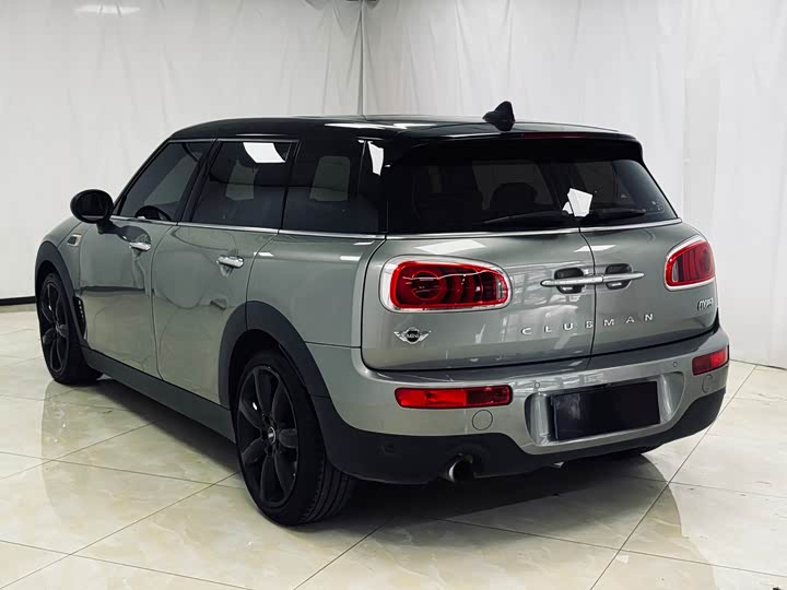 MINI Clubman — фото 3
