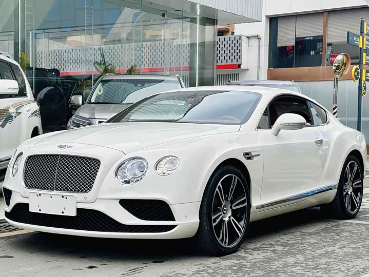 Bentley Continental GT — фото 1