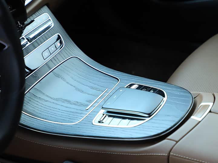 Mercedes-Benz E-Class 2021 E 300 L Luxury — фото 18