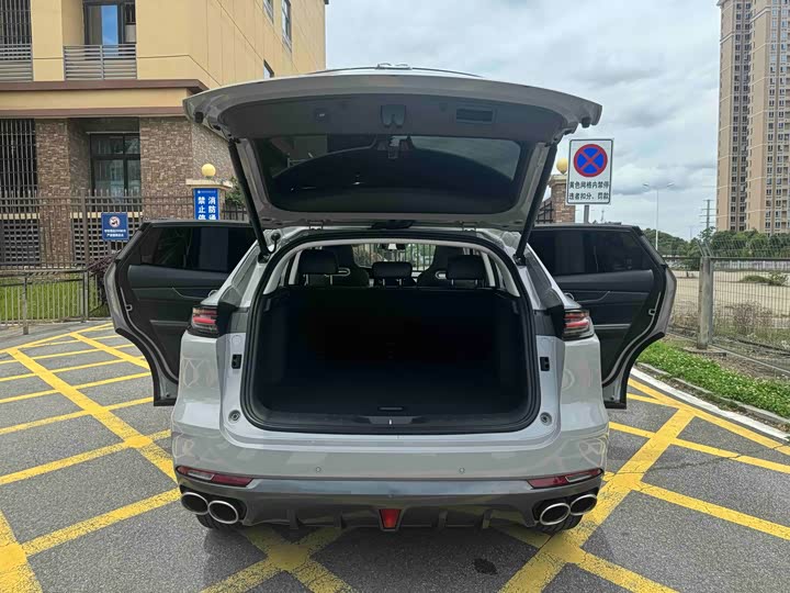 Changan UNI-K 2021 2.0 T Premium — фото 7