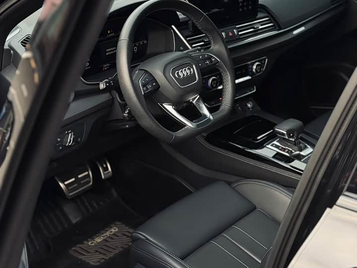 Audi Q5L 2024 45 TFSI — фото 8
