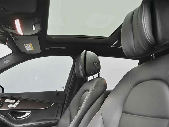 Mercedes-Benz GLC 2021 GLC 260 L 4 MATIC Luxury — фото 24