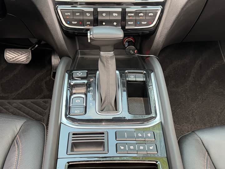 Trumpchi GS8 2017 320 T 2 WD ( ) — фото 16