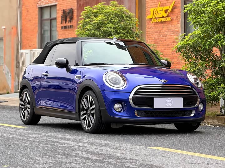 MINI Cabrio — фото 3