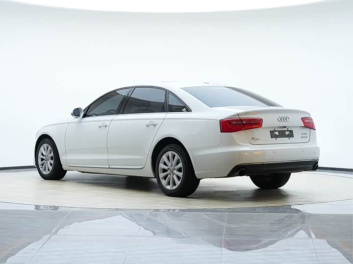 Audi A6L 2014 30 FSI Comfort — фото 4