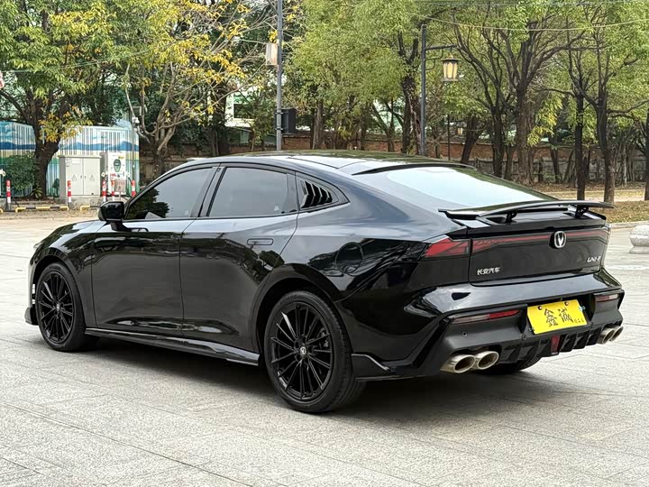 Changan UNI-V 2023 1.5 T — фото 15