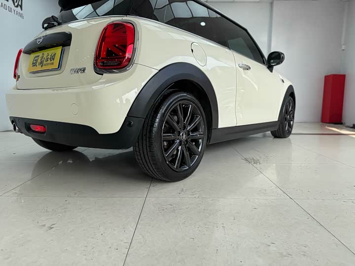 MINI Hatch — фото 19