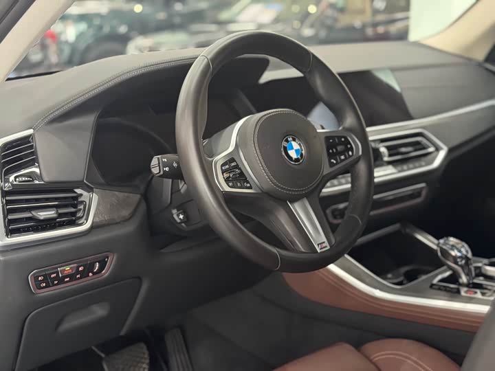 BMW X5 2021 x Drive 40i M — фото 9
