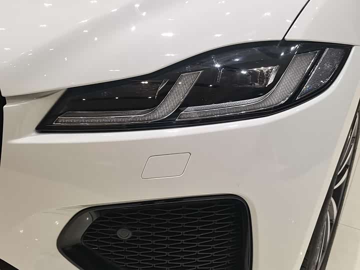 Jaguar F-PACE 2024 P 250 R-Dynamic SE — фото 5
