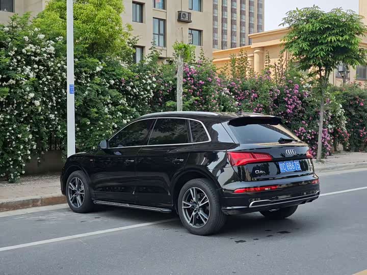 Audi Q5L 2020 40 TFSI — фото 9