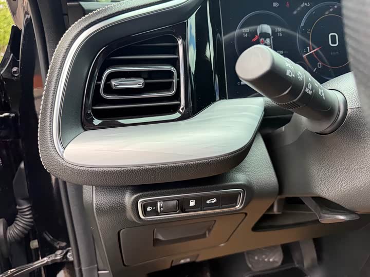 Trumpchi GS8 2022 2.0 TGDI 2 WD ( ) — фото 22