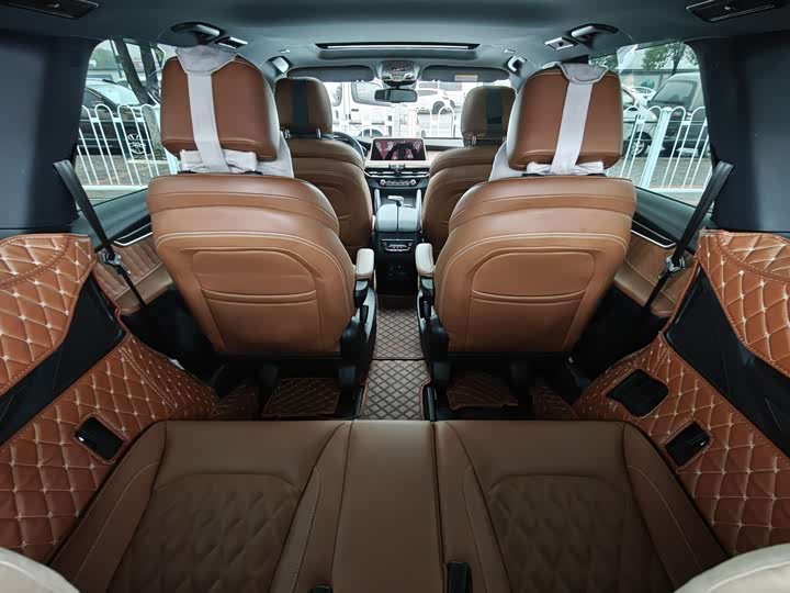 SAIC MAXUS 2021 2.0 T 4 WD 6 — фото 27