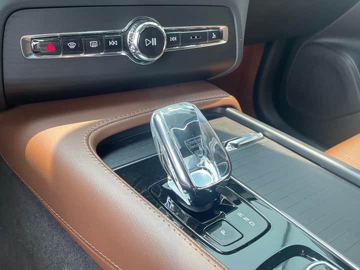 Volvo XC90 Hybrid 2023 T 8 RECHARGE 7 — фото 10