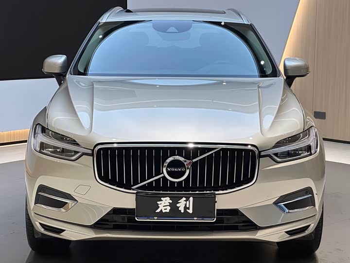 Volvo XC60 2020 T 5 4 WD — фото 3