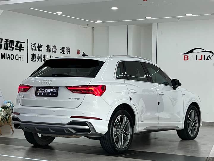 Audi Q3 40 TFSI стиль-динамик — фото 5