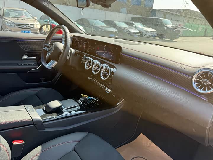 Mercedes-Benz A-Class 2024 A 200 L — фото 30