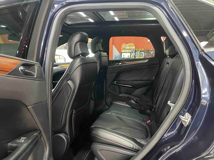 Lincoln MKC 2017 2.0 T 2 WD — фото 17
