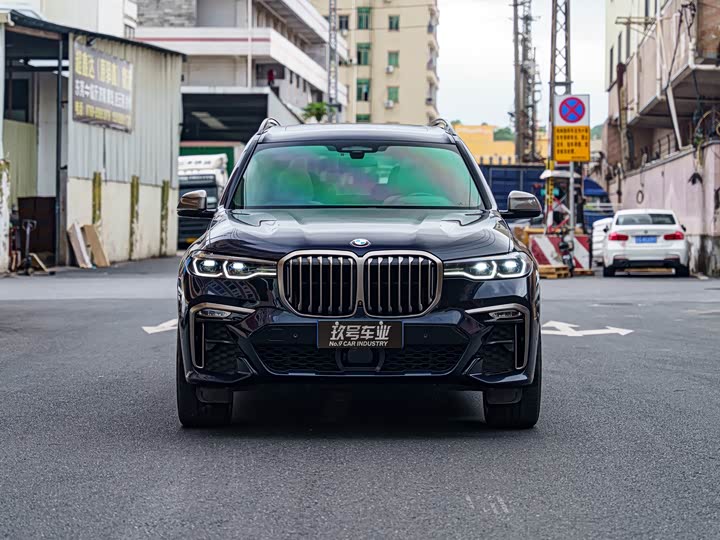 BMW X7 2022 x Drive M 50i — фото 2