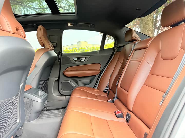 Volvo S60 2020 T 4 — фото 10