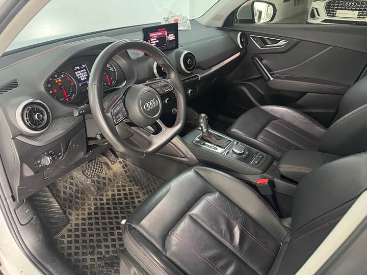 Audi Q2L 2022 35 TFSI — фото 9