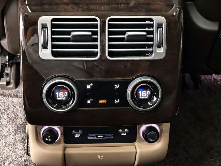 Land Rover Range Rover — фото 14