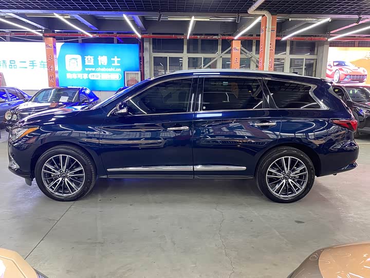Infiniti QX60 2020 2.5 S/C Hybrid 2 WD — фото 8