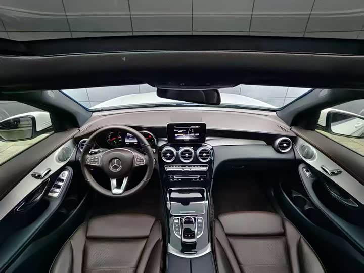 Mercedes-Benz GLC 2016 GLC 200 4 MATIC — фото 8