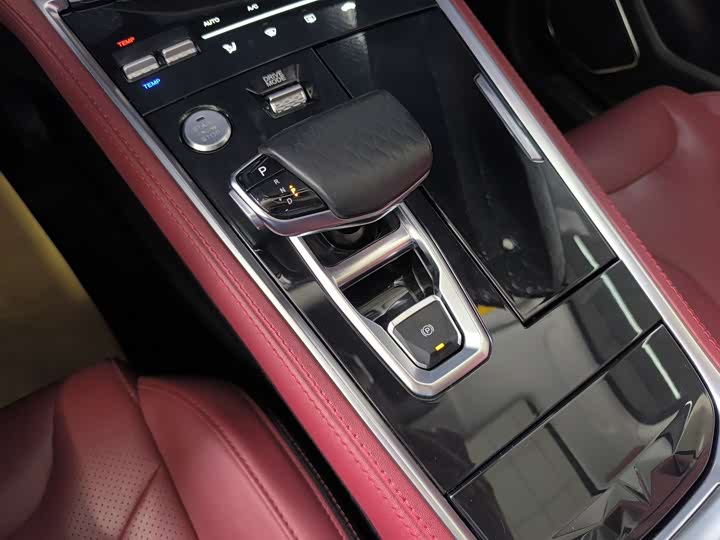 Changan CS85 COUPE 2021 1.5 T DCTLuxury — фото 14