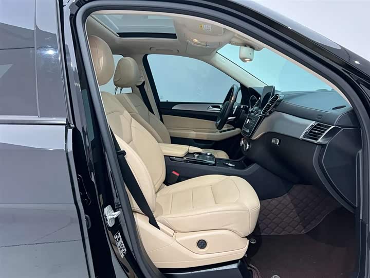 Mercedes-Benz GLE 2017 AMG GLE 43 4 MATIC — фото 19