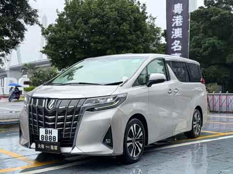 Toyota Alphard — фото 18