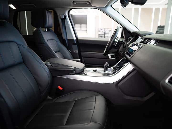 Land Rover Range Rover Sport — фото 15