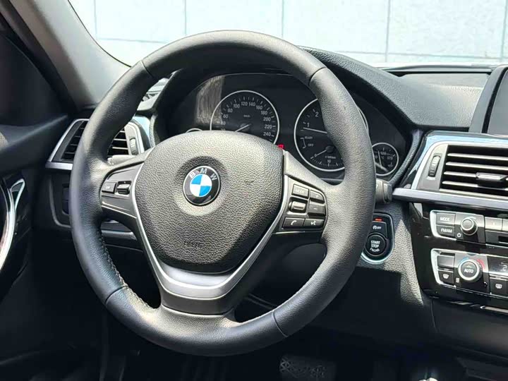 BMW 3 Series 320Li стиль — фото 7