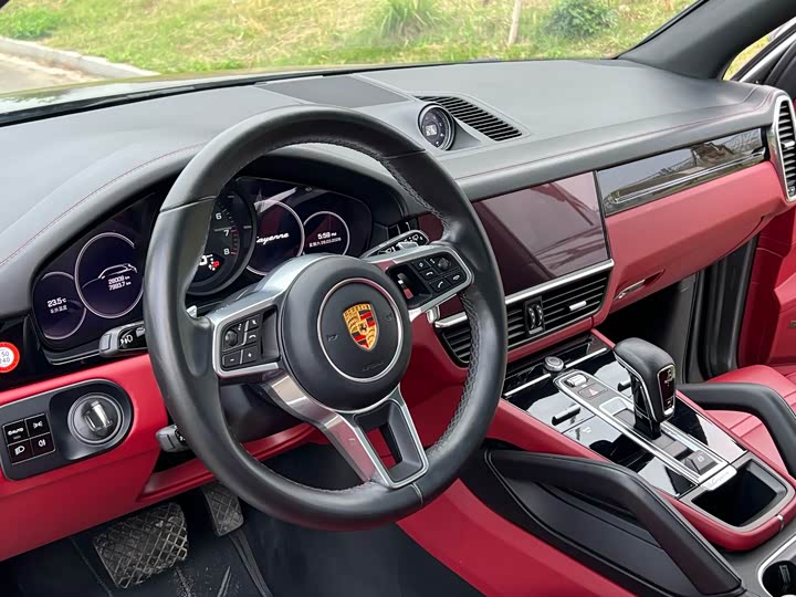 Porsche Cayenne 2019 Cayenne 3.0 T — фото 4