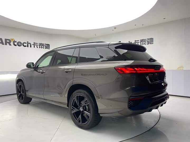 Audi Q6 2023 50 TFSI quattro edition one — фото 7