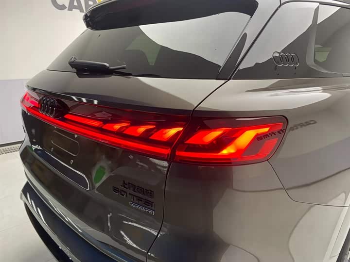 Audi Q6 2023 50 TFSI quattro edition one — фото 10
