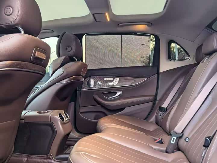 Mercedes-Benz E-Class 2019 E 300 L Luxury — фото 6