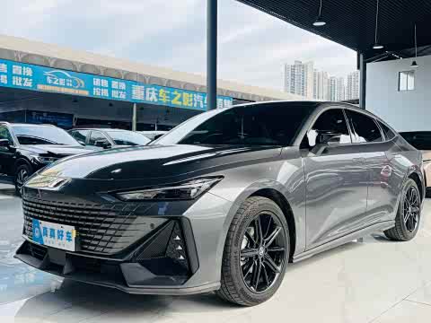 Changan UNI-V 2024 1.5 T — фото 10