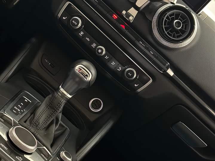 Audi A3 2020 Sportback 35 TFSI VI — фото 20