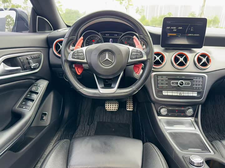 Mercedes-Benz CLA — фото 39