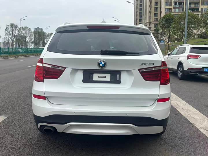 BMW X3 2016 s Drive 20i — фото 4