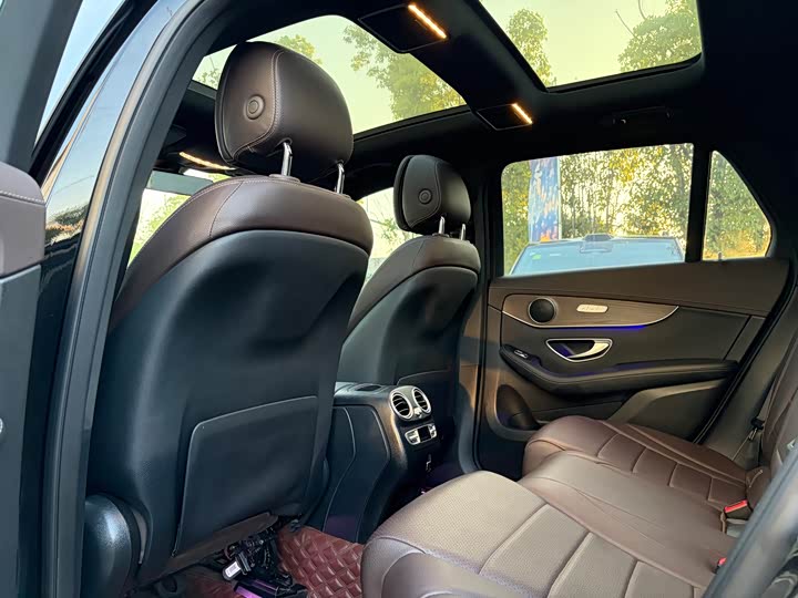 Mercedes-Benz GLC 260 L 4MATIC люкс — фото 9