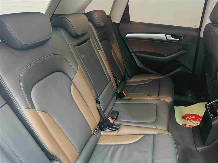 Audi Q5 2017 Plus 40 TFSI — фото 30