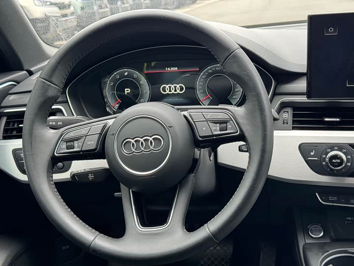 Audi A4L 40 TFSI стиль-динамик — фото 5