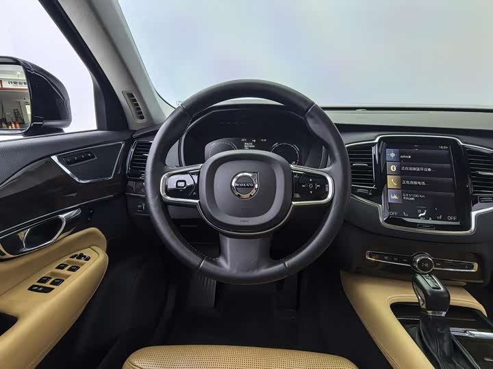 Volvo XC90 2015 T 6 7 — фото 9