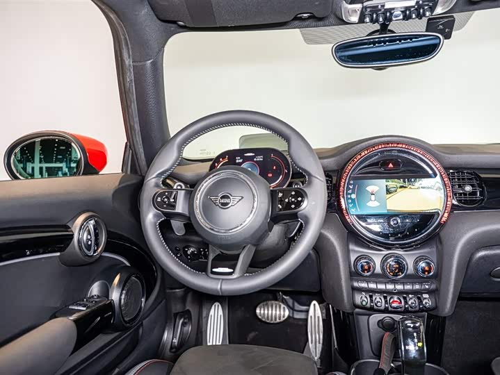 MINI Hatch — фото 12
