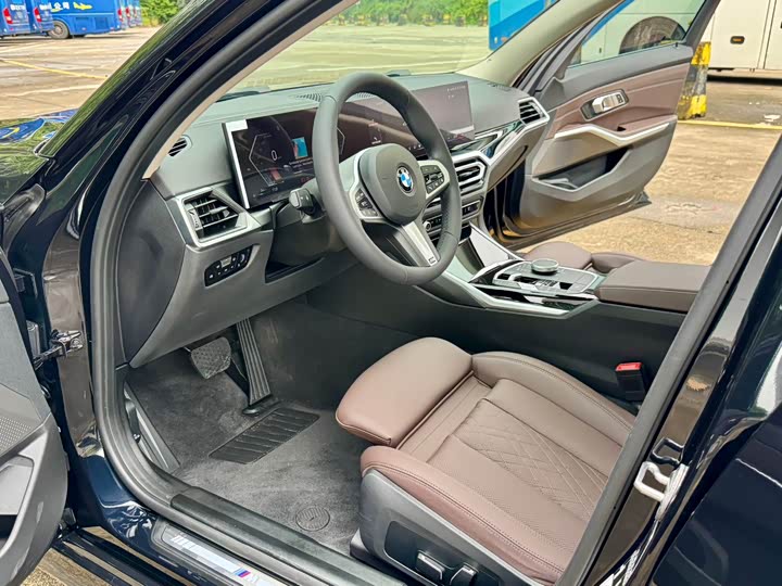 BMW 3 Series 320Li M спортпакет — фото 4