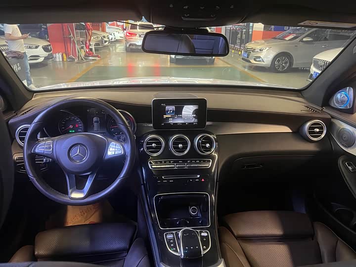 Mercedes-Benz GLC рестайлинг GLC 200 4MATIC — фото 6