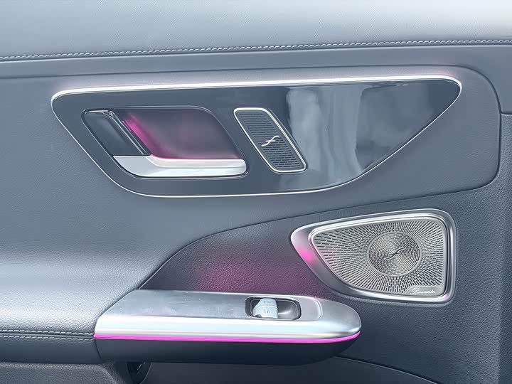 Mercedes-Benz C-Class 2024 C 260 L — фото 25