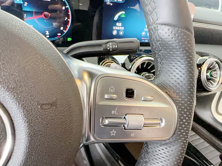 Mercedes-Benz A-Class 2022 A 200 L — фото 17
